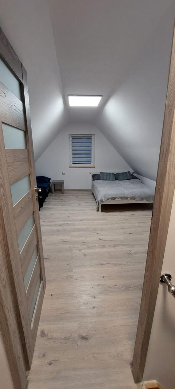 Domki Brzezowka Nad Stawami クウォツコ 部屋 写真